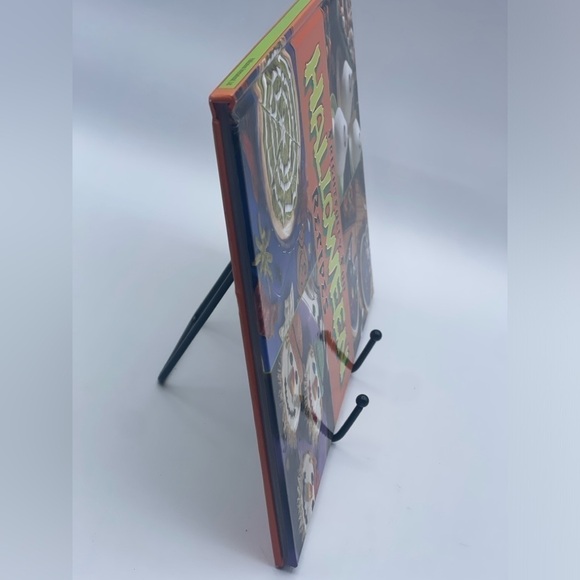 Frightfully Fun Halloween Recipes - Hardcover - Picture 5 of 6